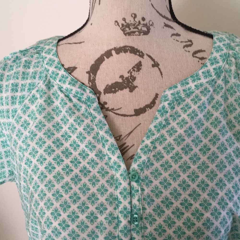 KIM ROGERS RAYON POPOVER - Picture 2 of 4